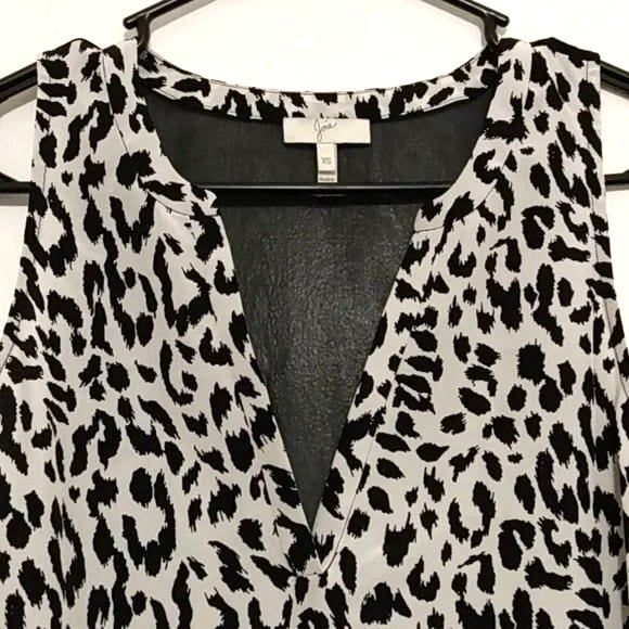Joie Tank Blouse XS Corette Silk Black White Animal Print Sleeveless Sheer Back - Picture 7 of 8